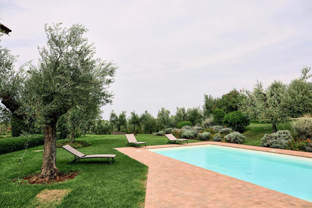 Il Casale Degli Ulivi - Agriturismo - Tenimenti Leone Lanuvio Exterior foto